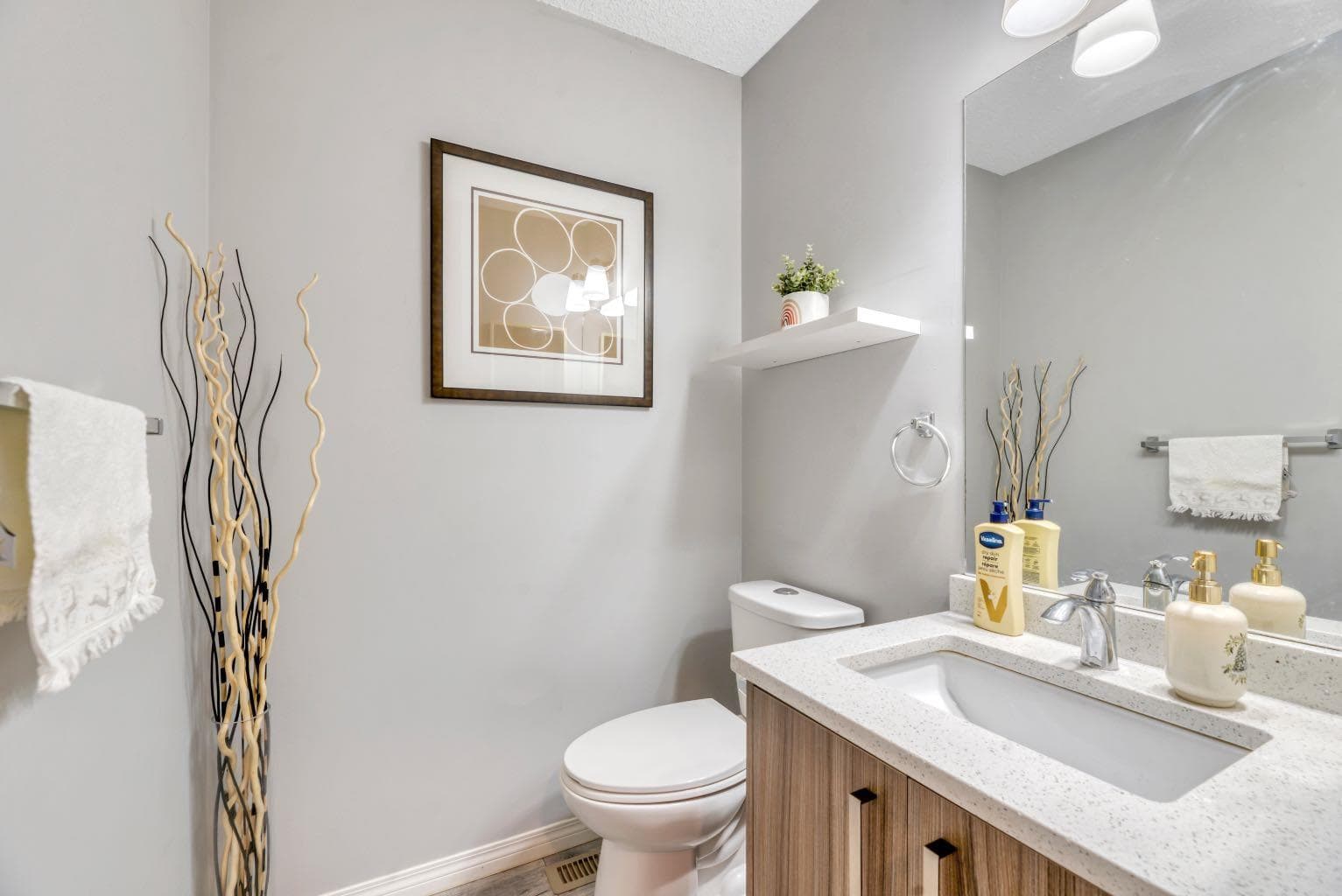 7 San Diego Manor NE