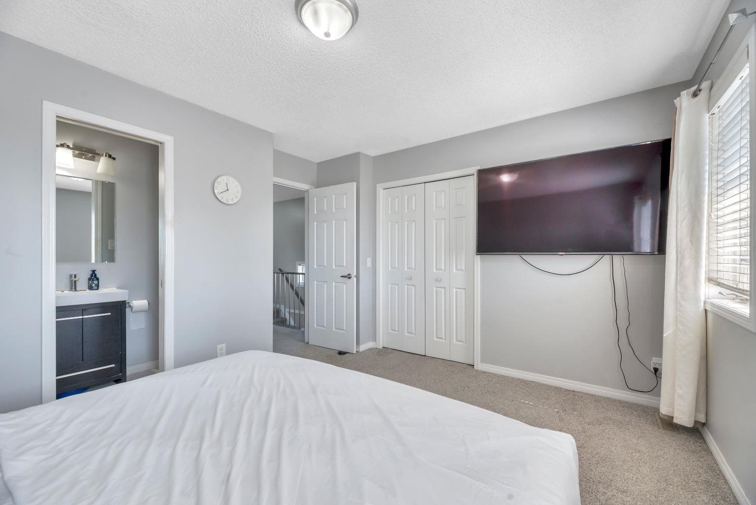 7 San Diego Manor NE