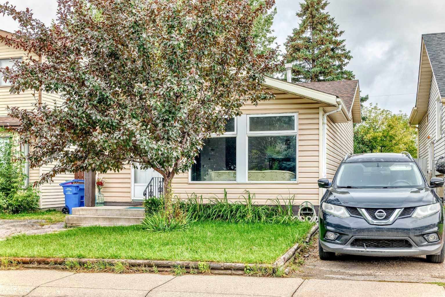 320 Abinger Crescent NE