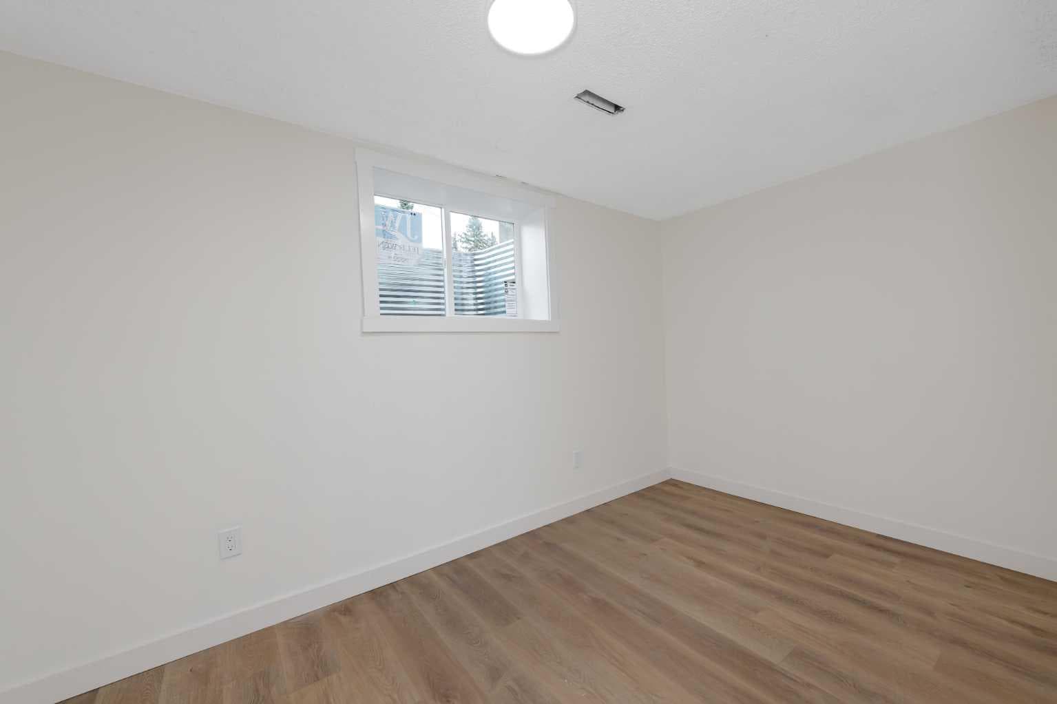 43 Maranda Close NE