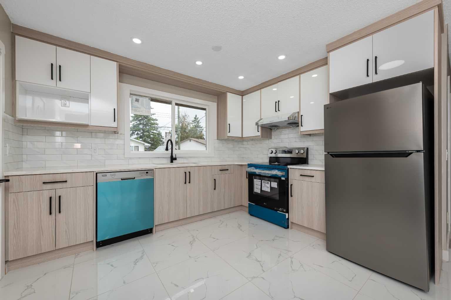 43 Maranda Close NE