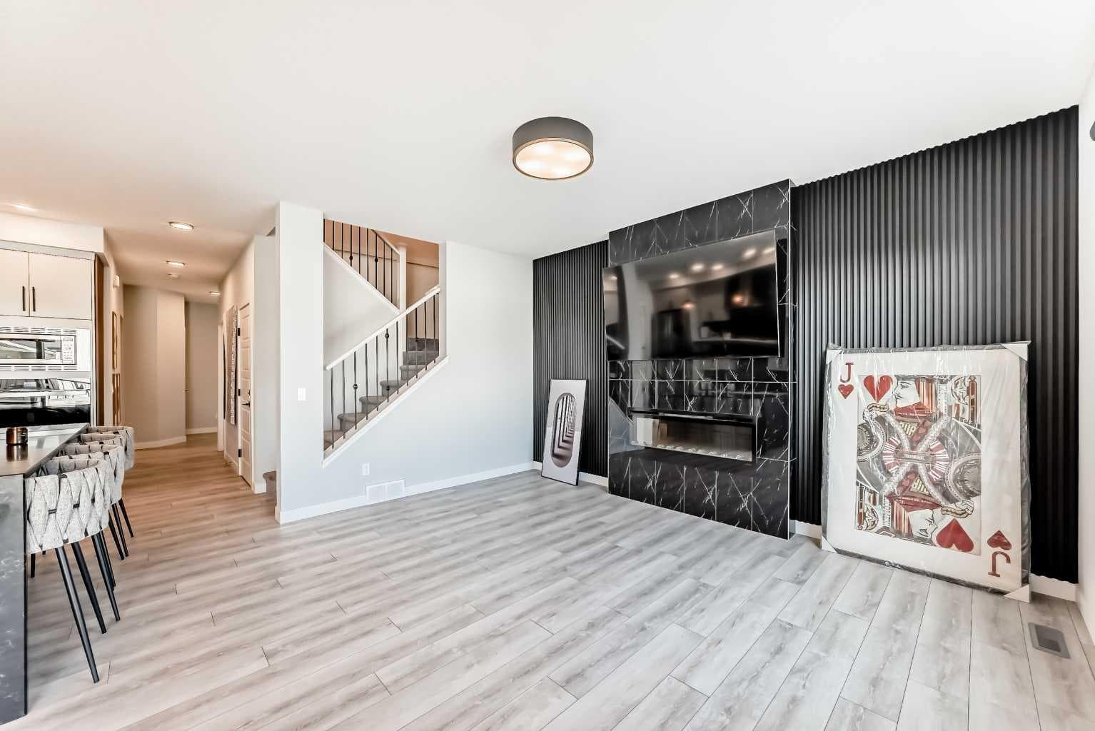 69 Amblehurst Way NW