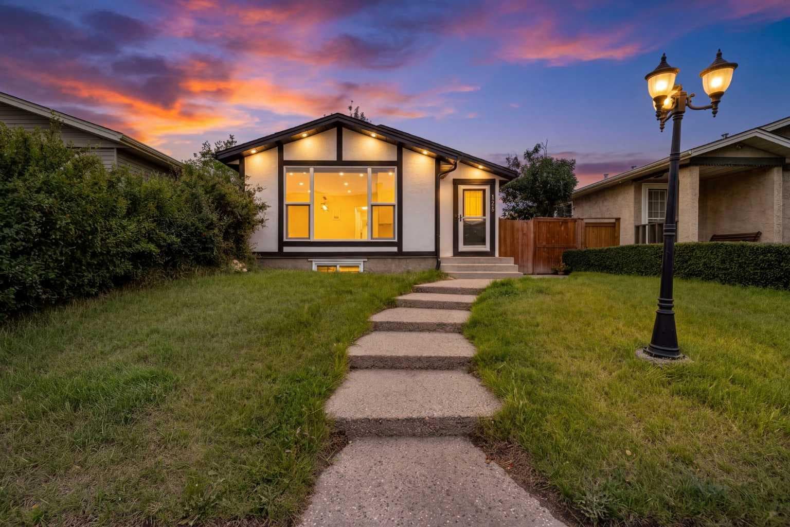 124 Castlebrook Road NE