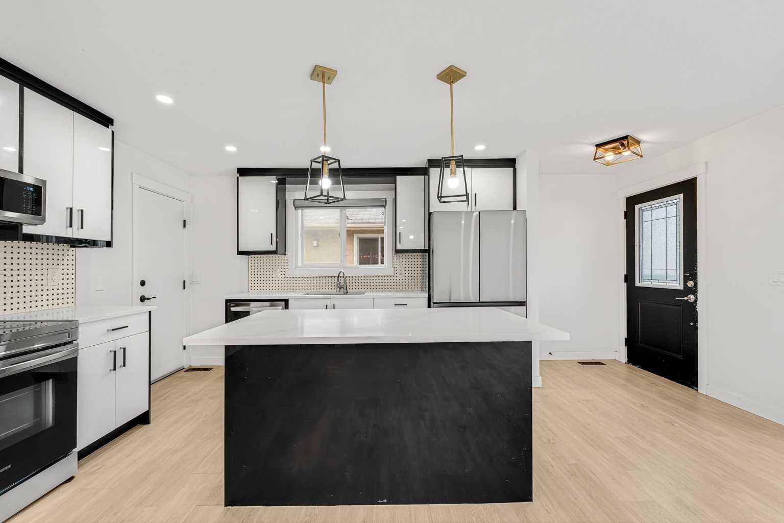 124 Castlebrook Road NE