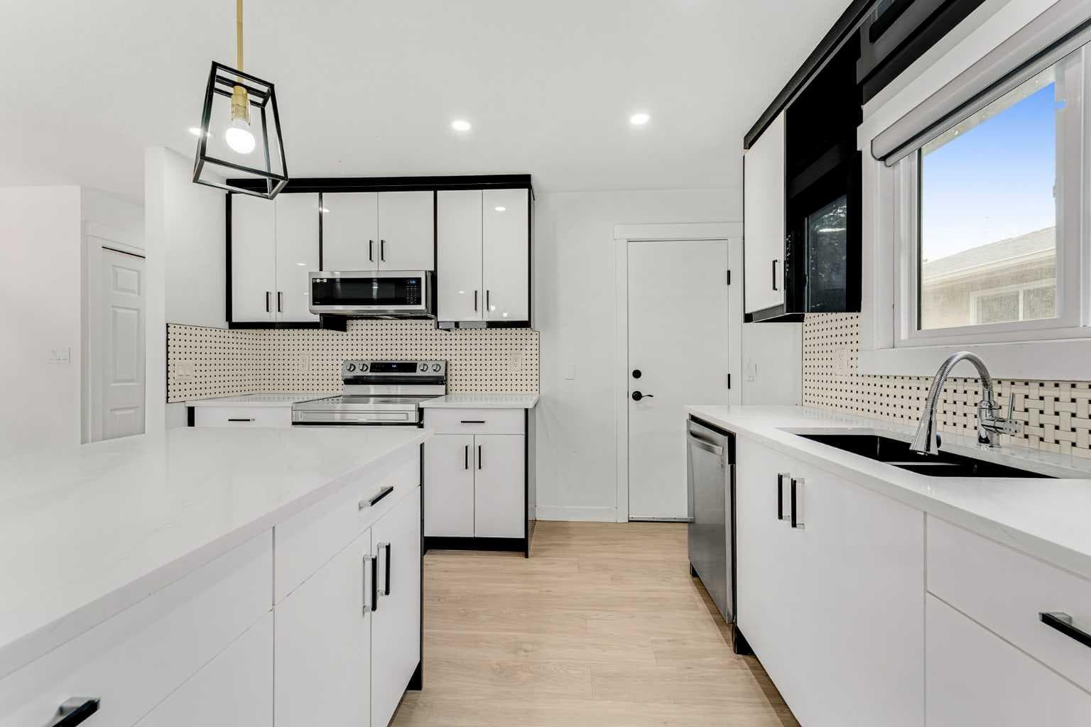 124 Castlebrook Road NE