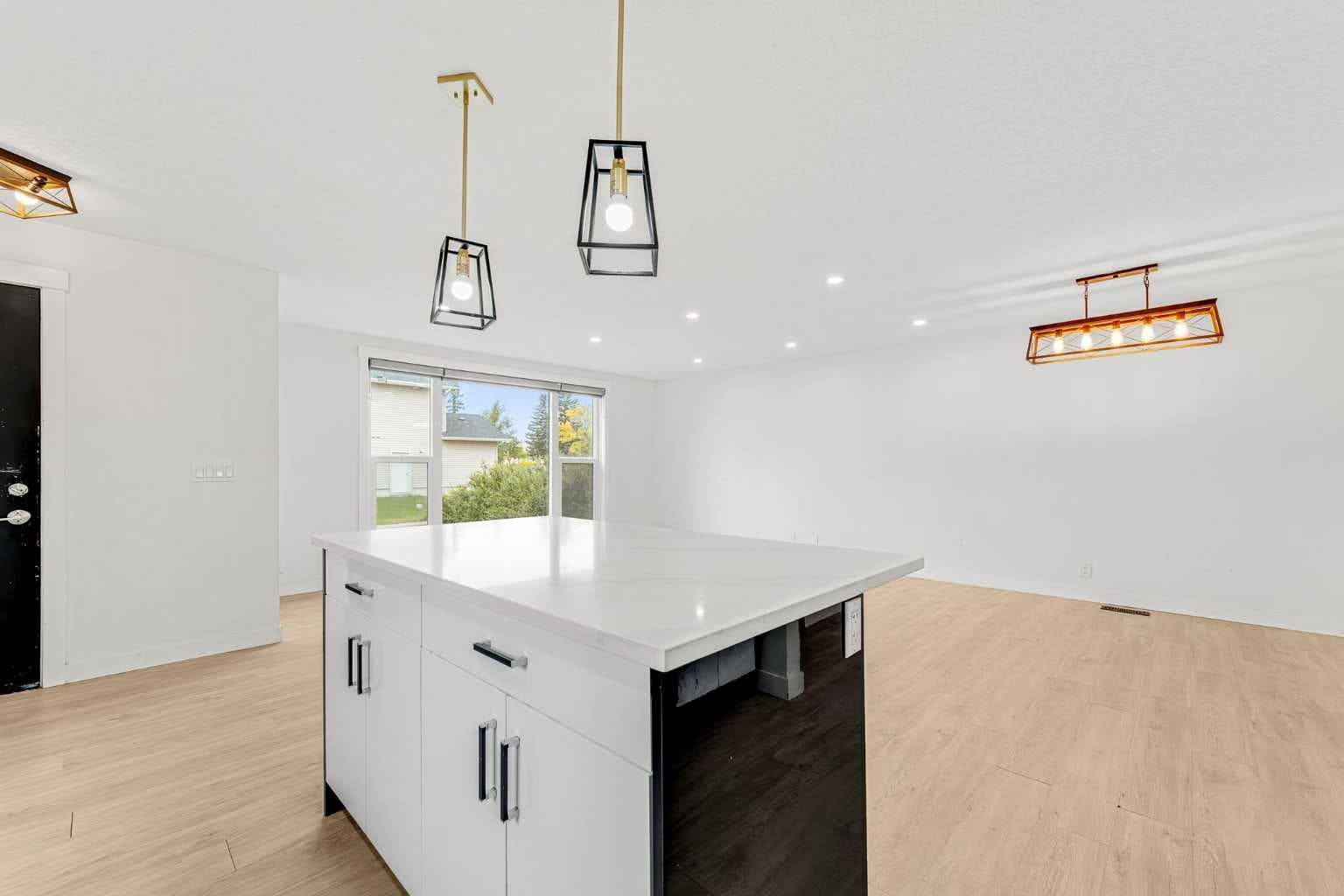 124 Castlebrook Road NE