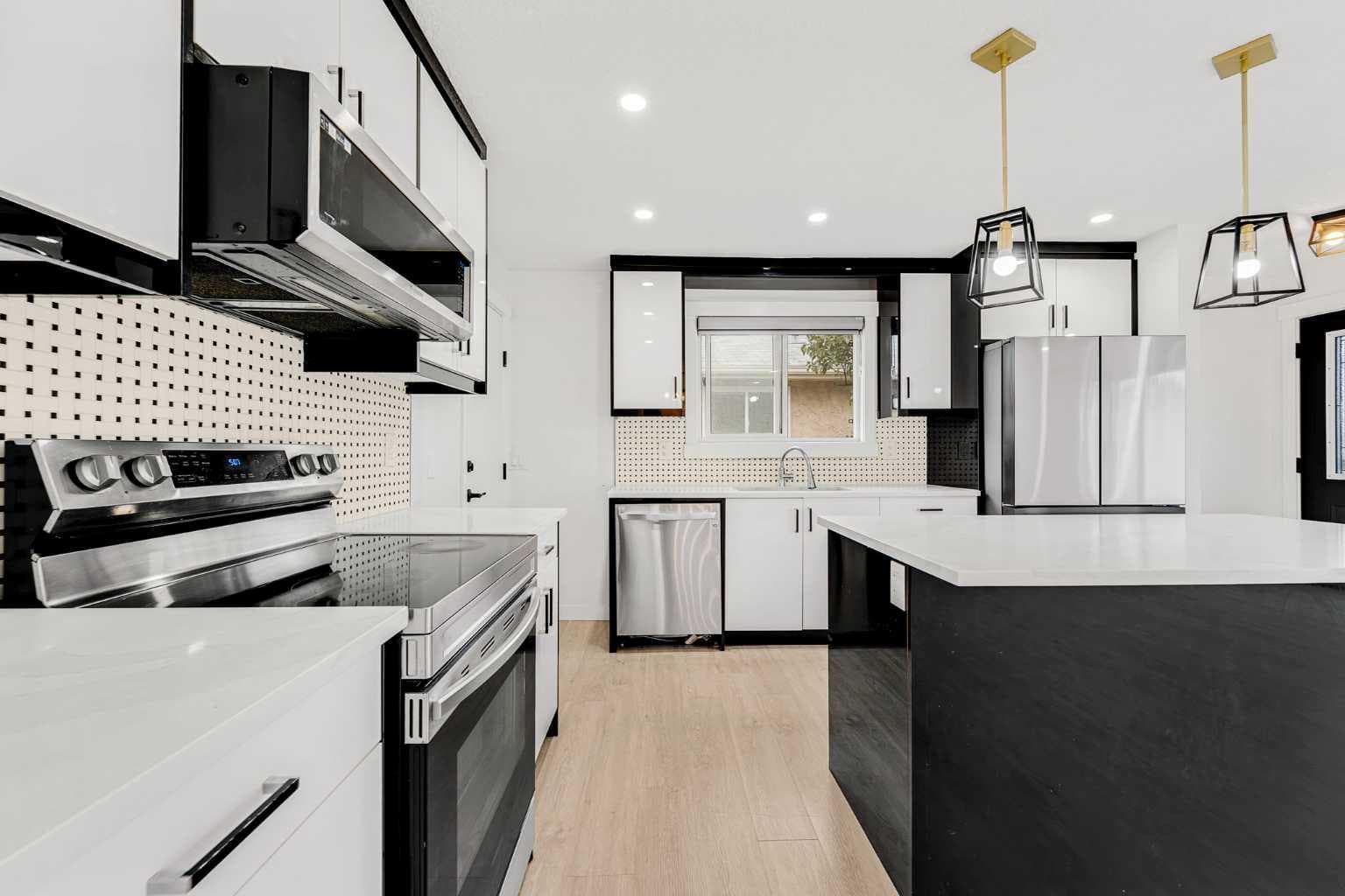 124 Castlebrook Road NE
