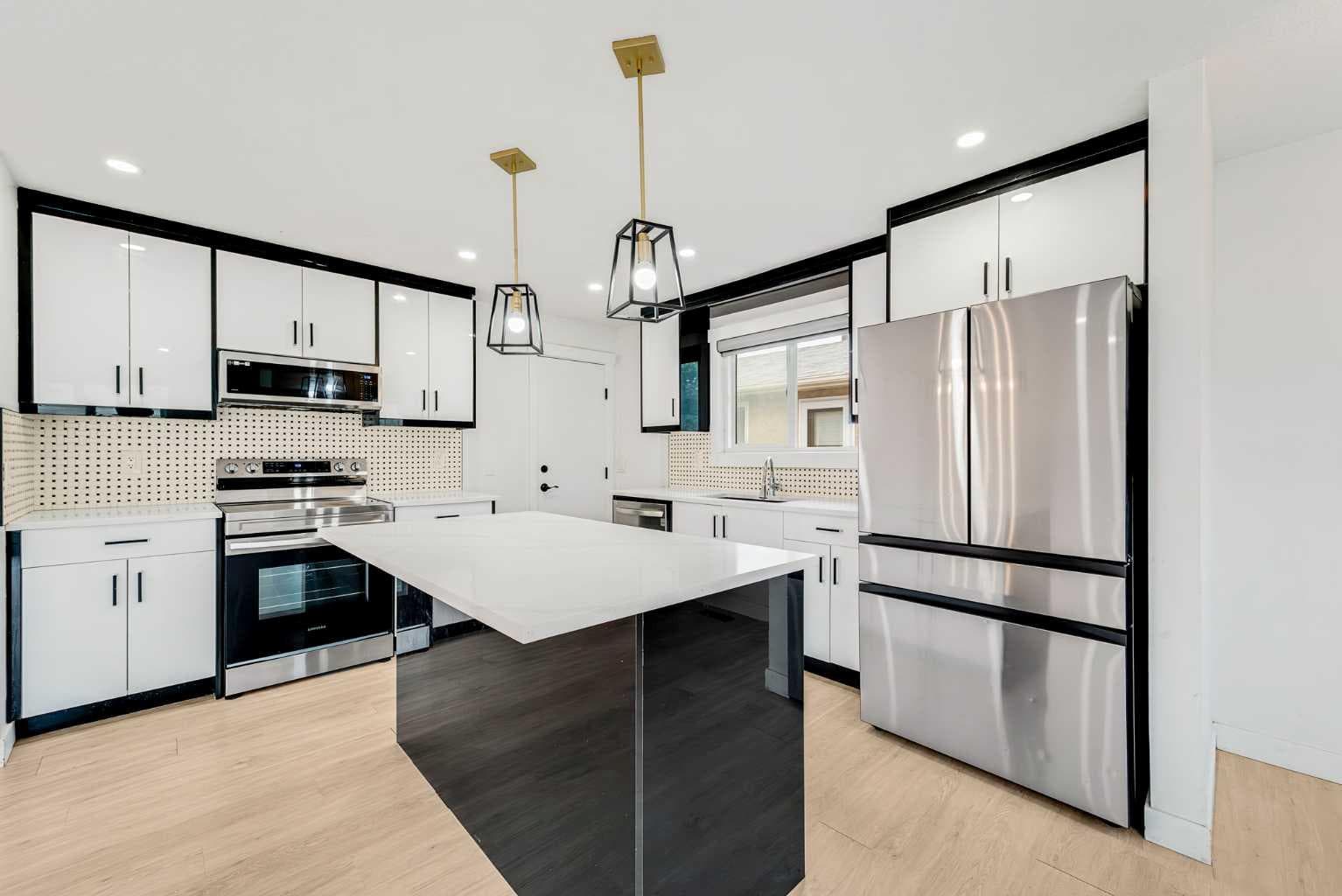 124 Castlebrook Road NE