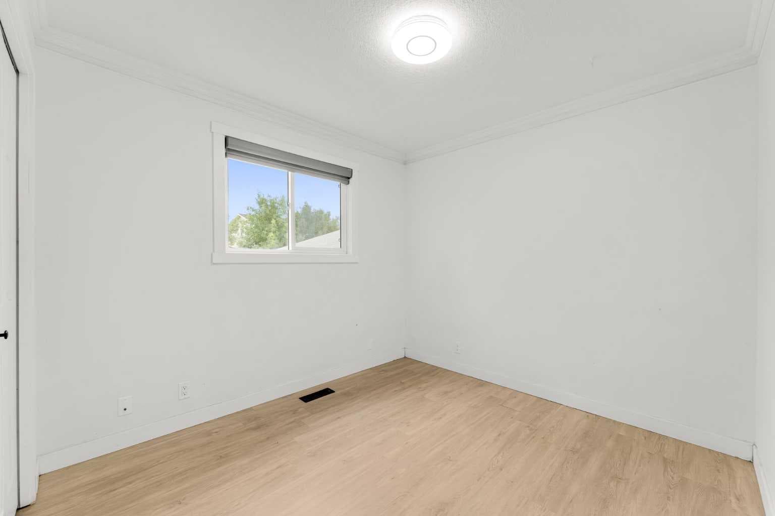 124 Castlebrook Road NE