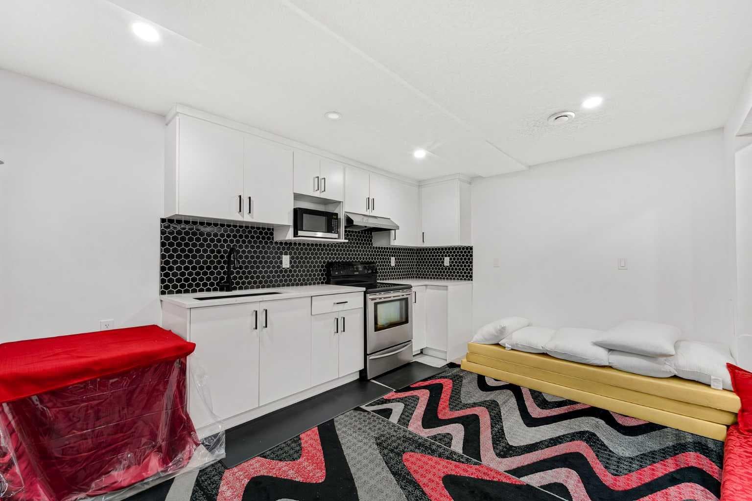 124 Castlebrook Road NE