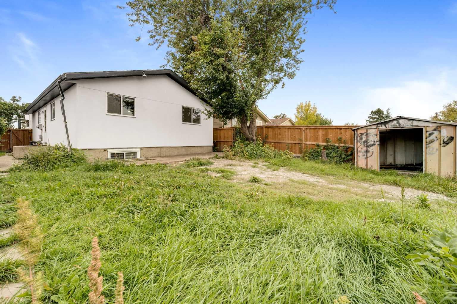 124 Castlebrook Road NE
