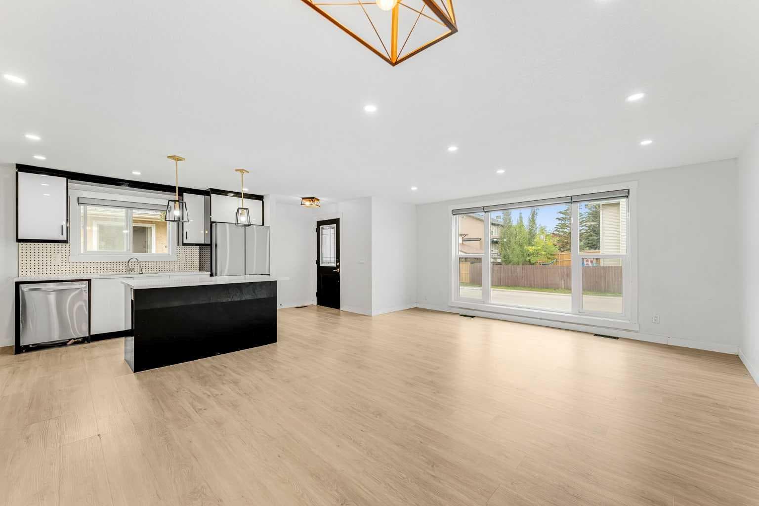 124 Castlebrook Road NE