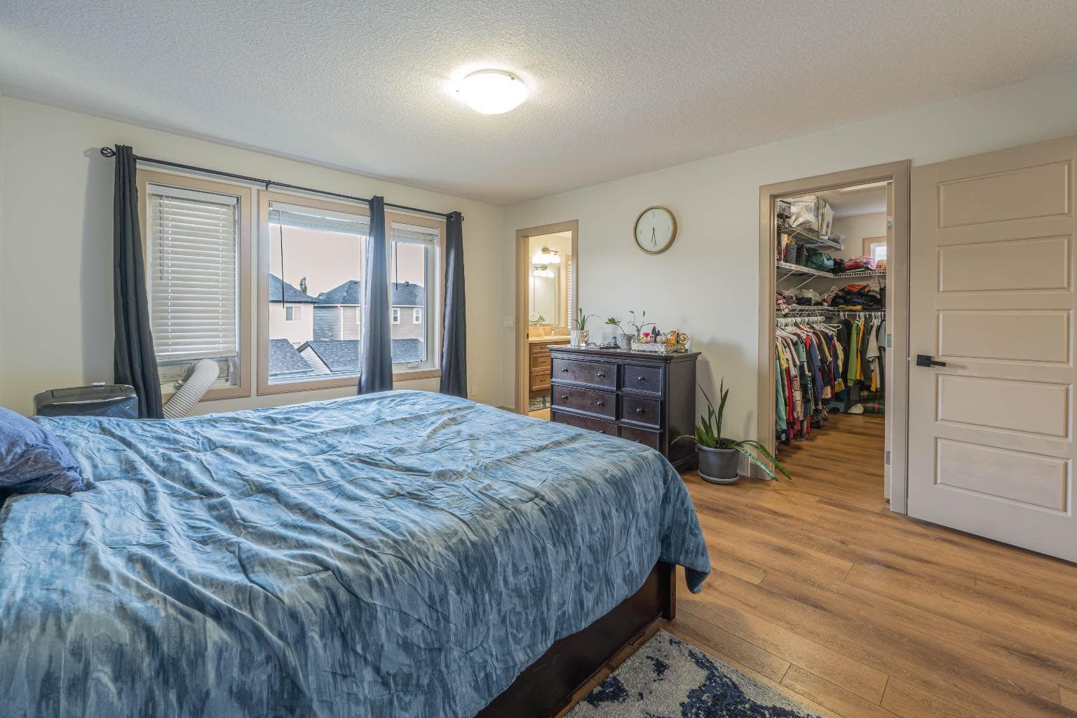 48 Skyview Point Terrace NE