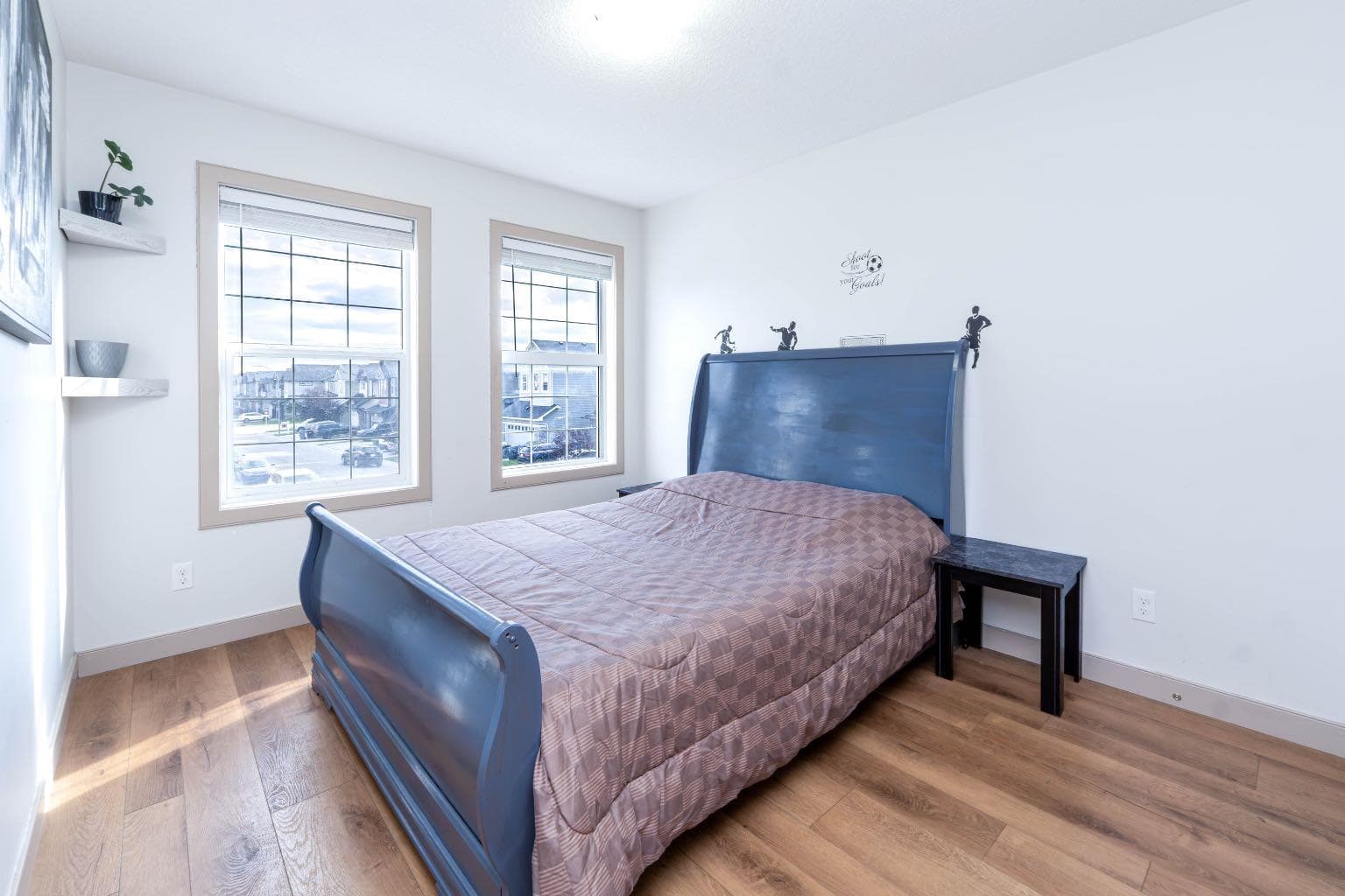 48 Skyview Point Terrace NE