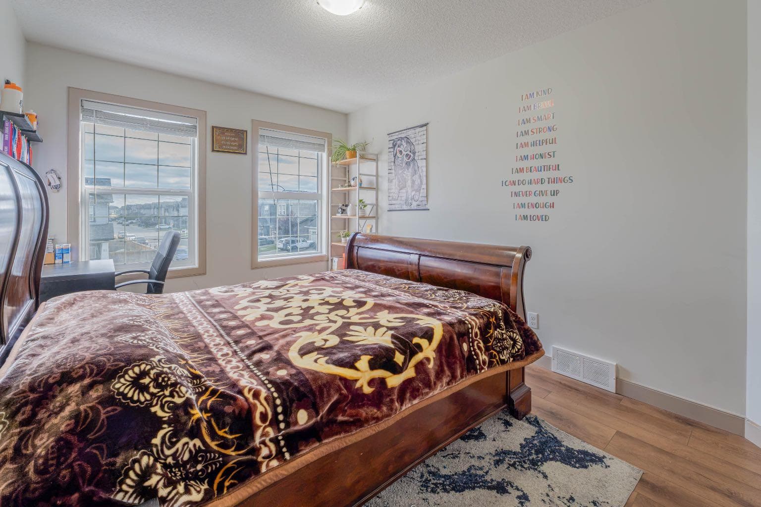 48 Skyview Point Terrace NE