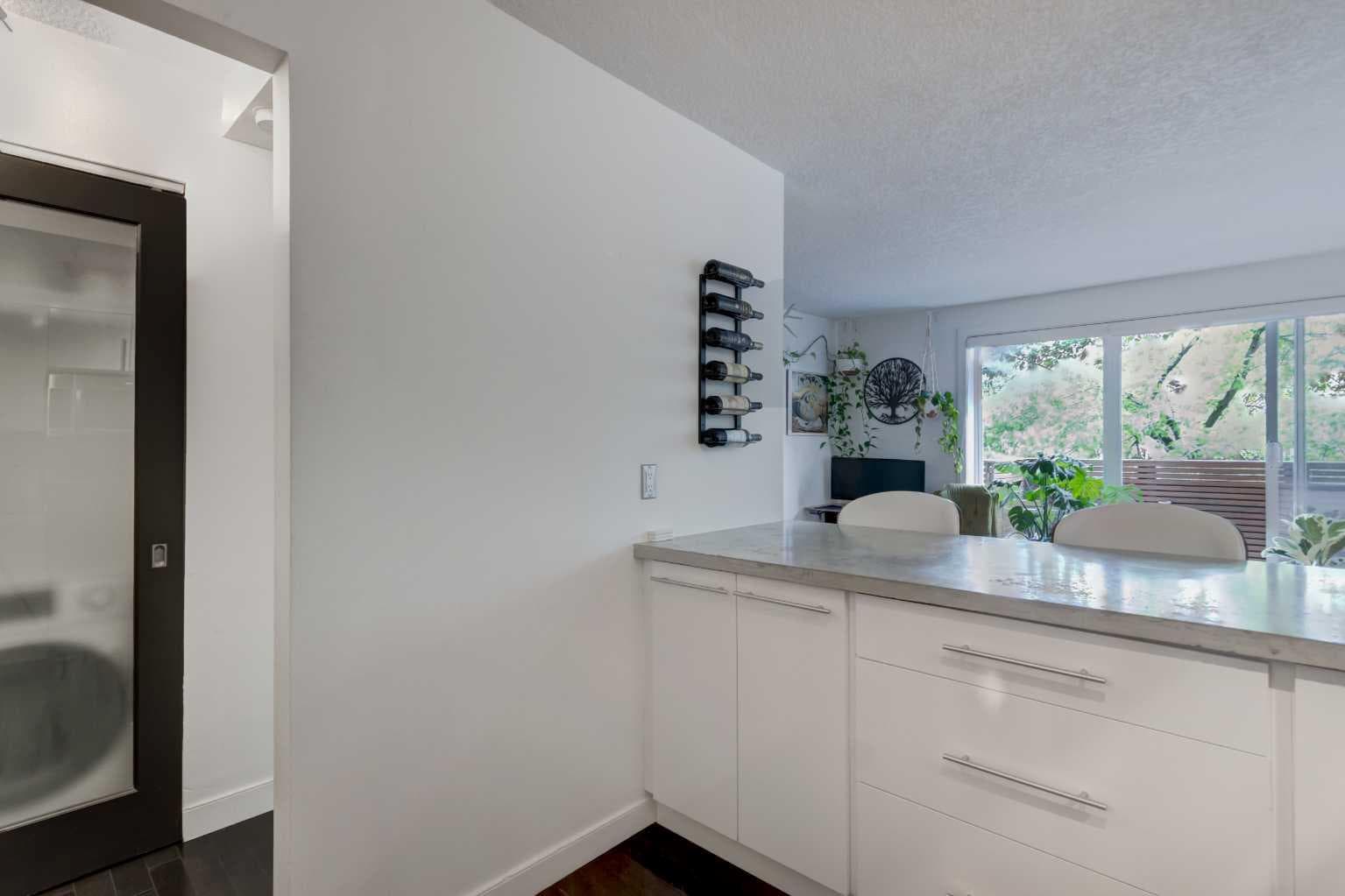 301, 1904 10 Street SW