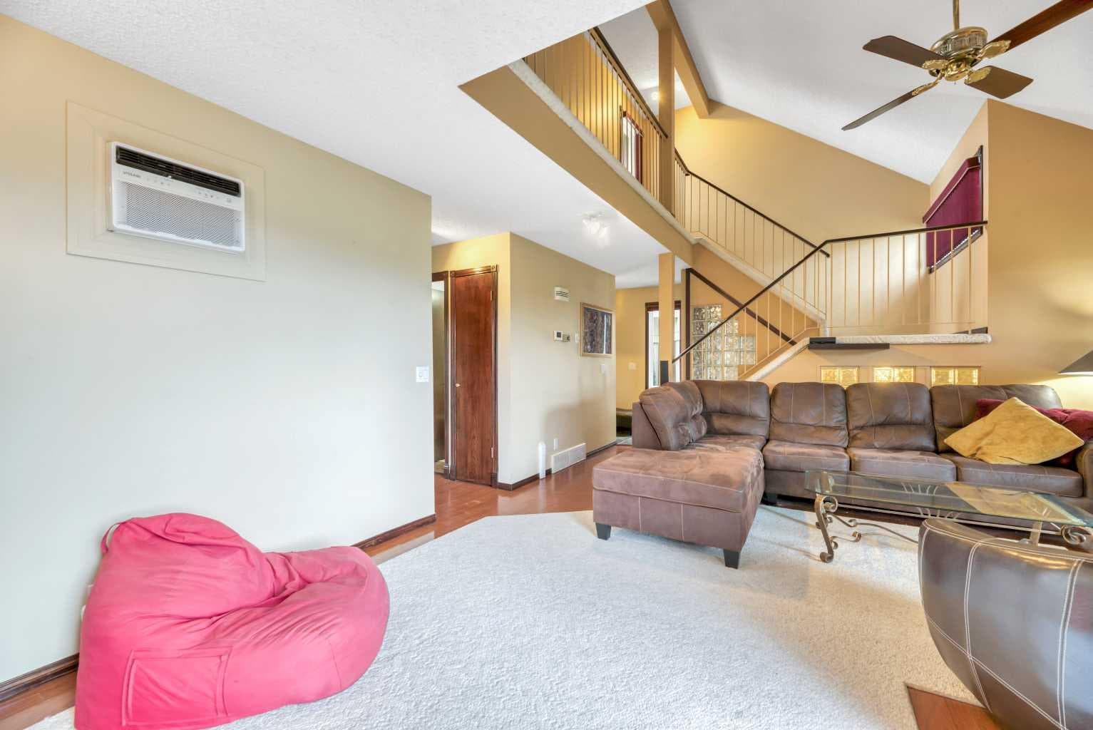 65, 70 Beacham Way NW