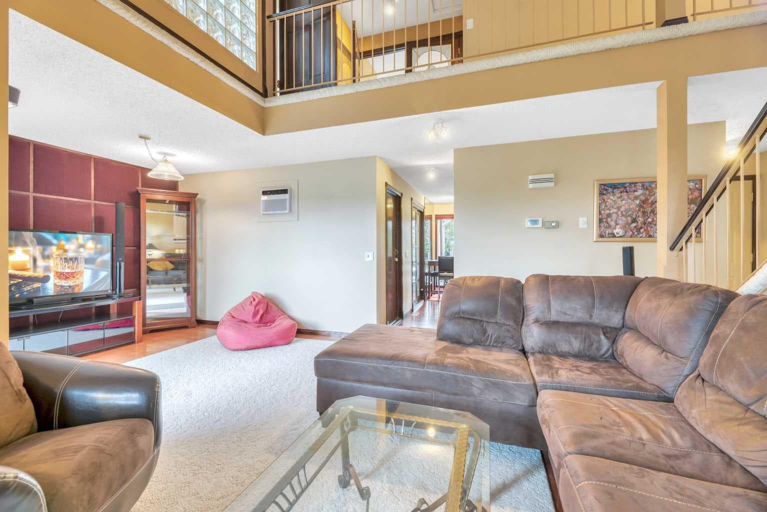 65, 70 Beacham Way NW