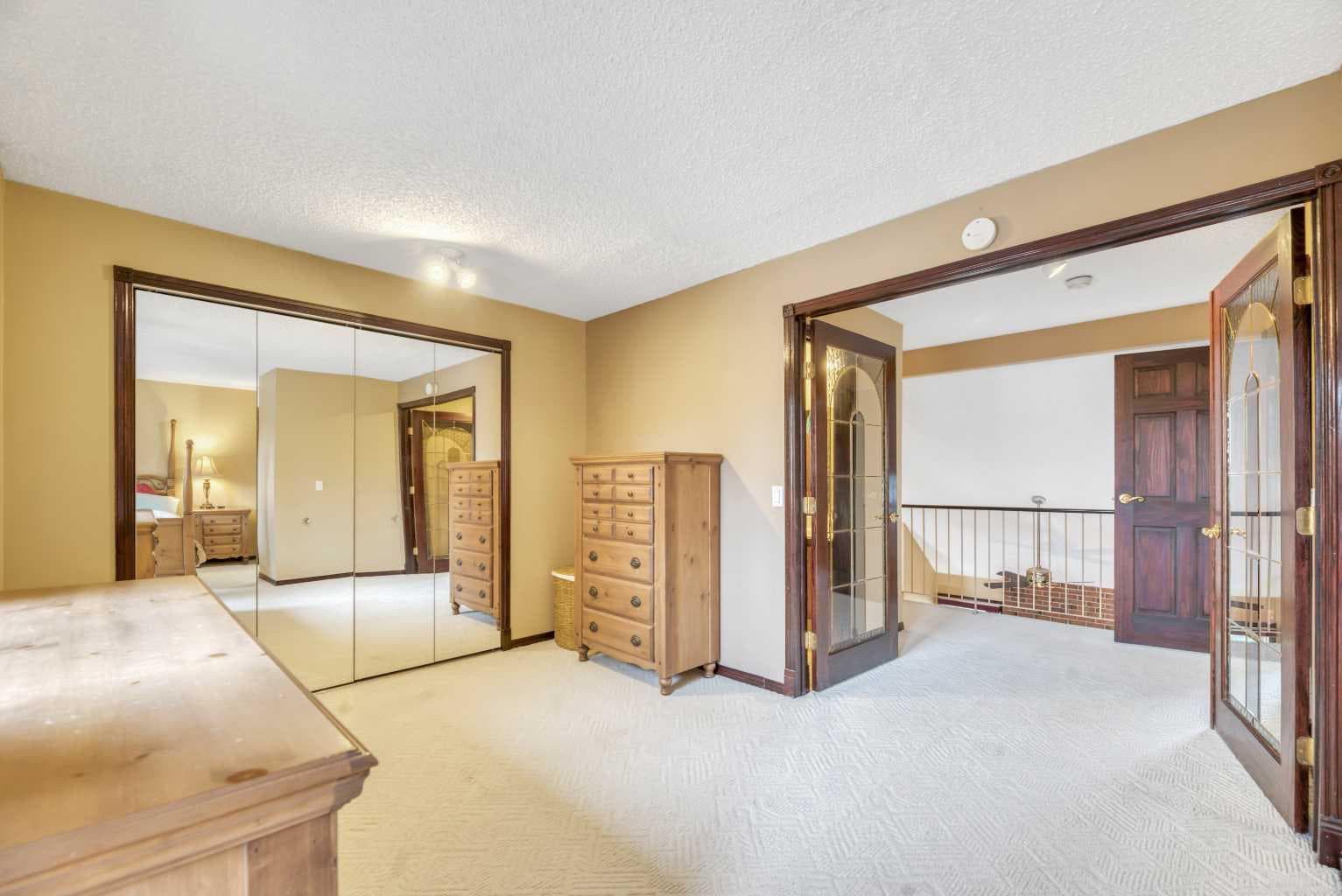 65, 70 Beacham Way NW