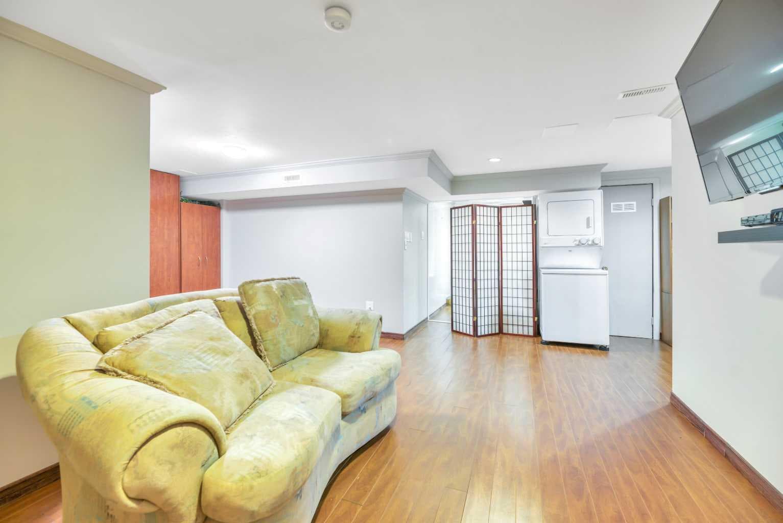 65, 70 Beacham Way NW