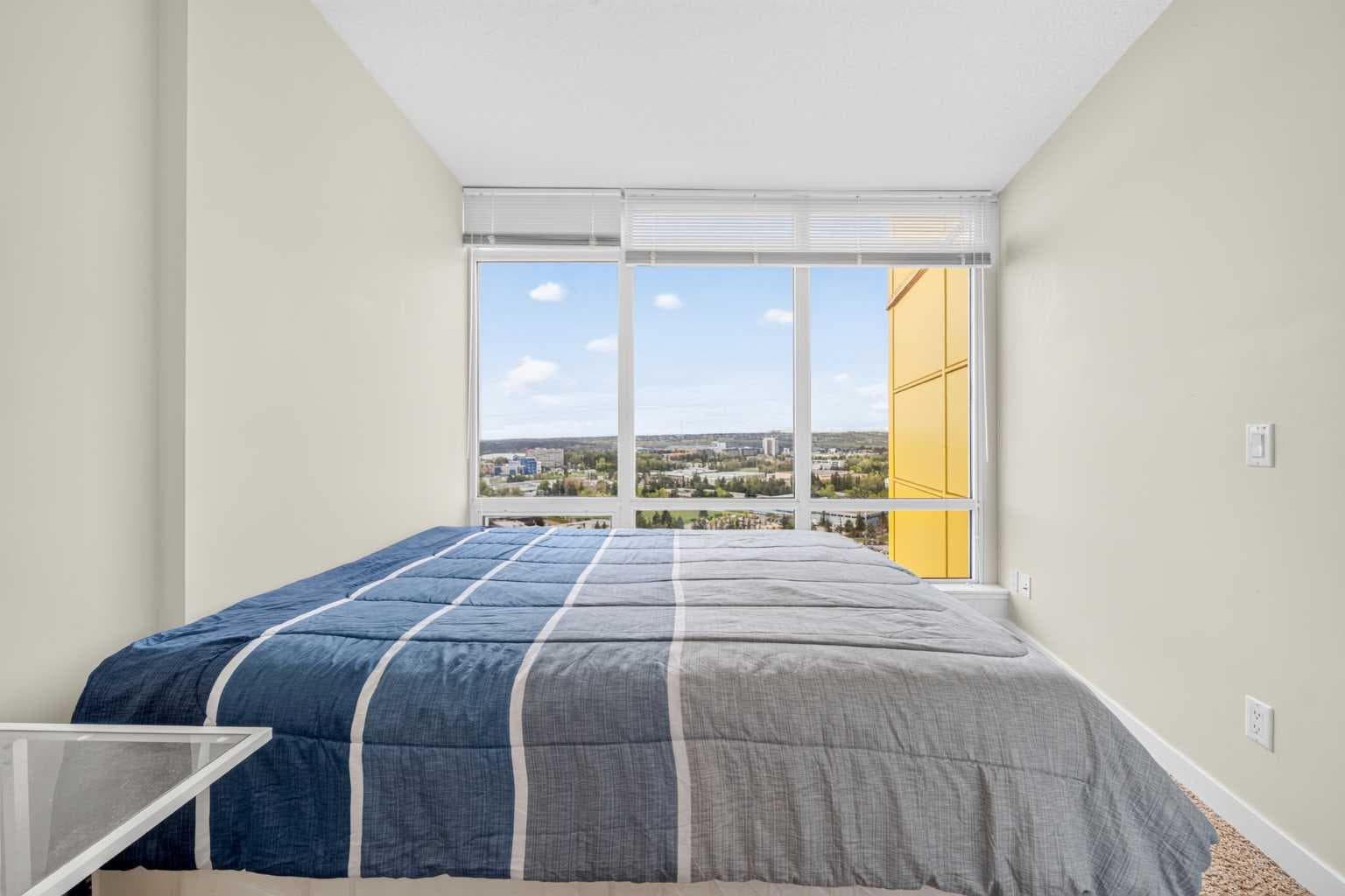 1806, 3820 Brentwood Road NW