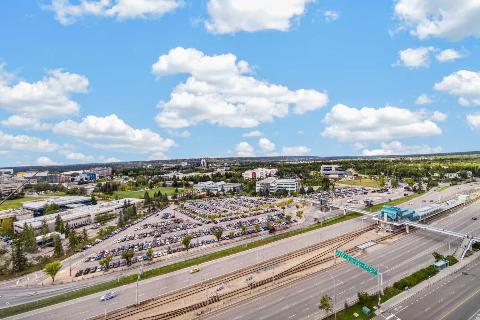 1806, 3820 Brentwood Road NW