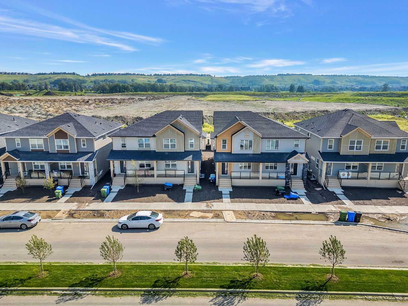822, 826, 830, 834 Wolf Willow Boulevard SE
