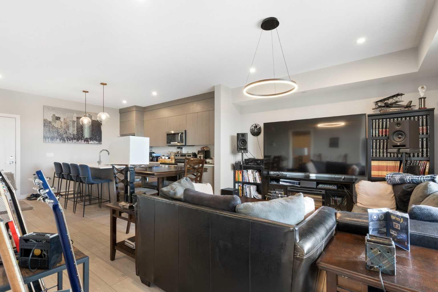 1603, 60 Skyview Ranch Road NE