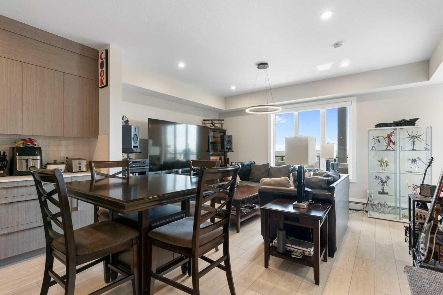 1603, 60 Skyview Ranch Road NE