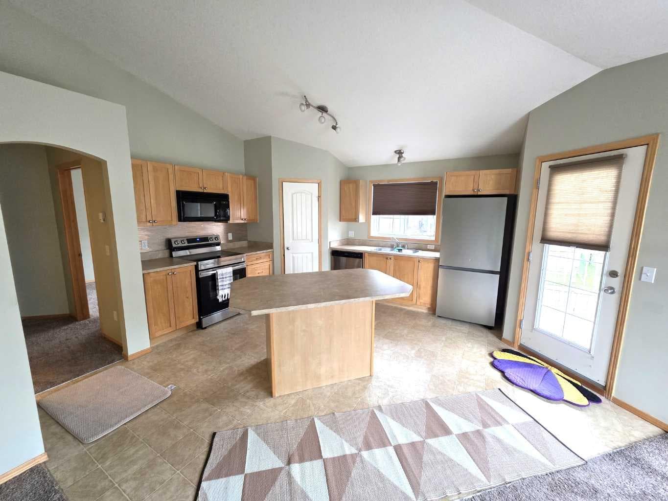 206, 80 Panatella Landing NW