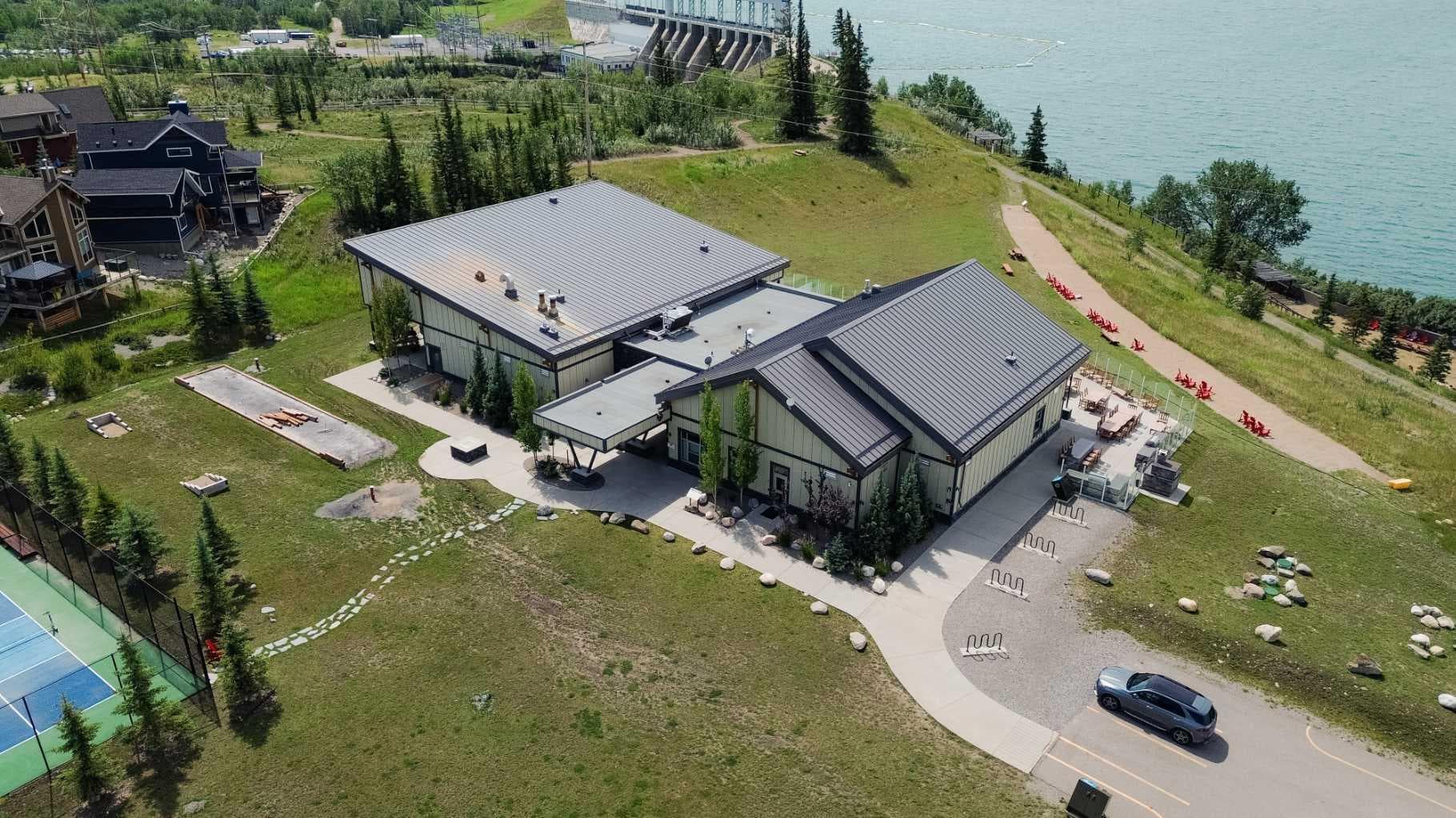 236 Cottage Club Crescent 