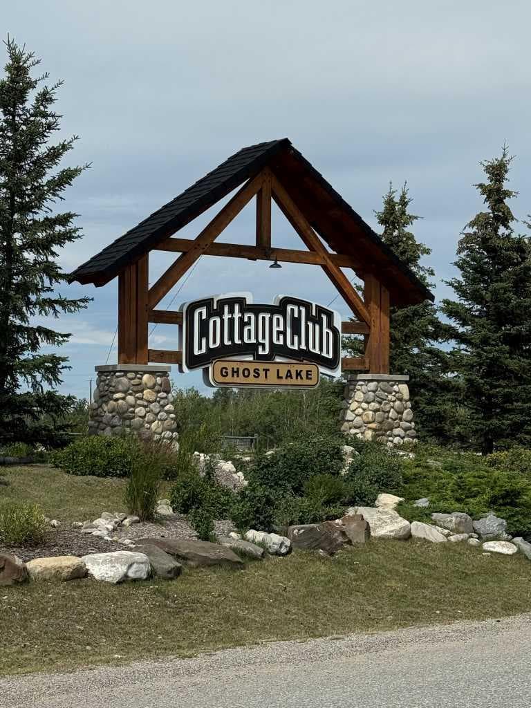 236 Cottage Club Crescent 
