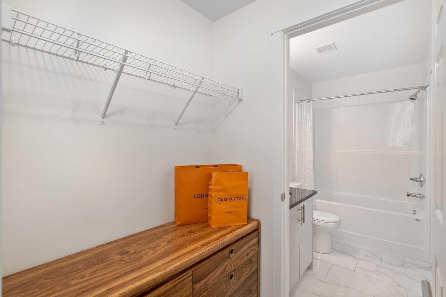 5201, 151 Legacy Main Street SE