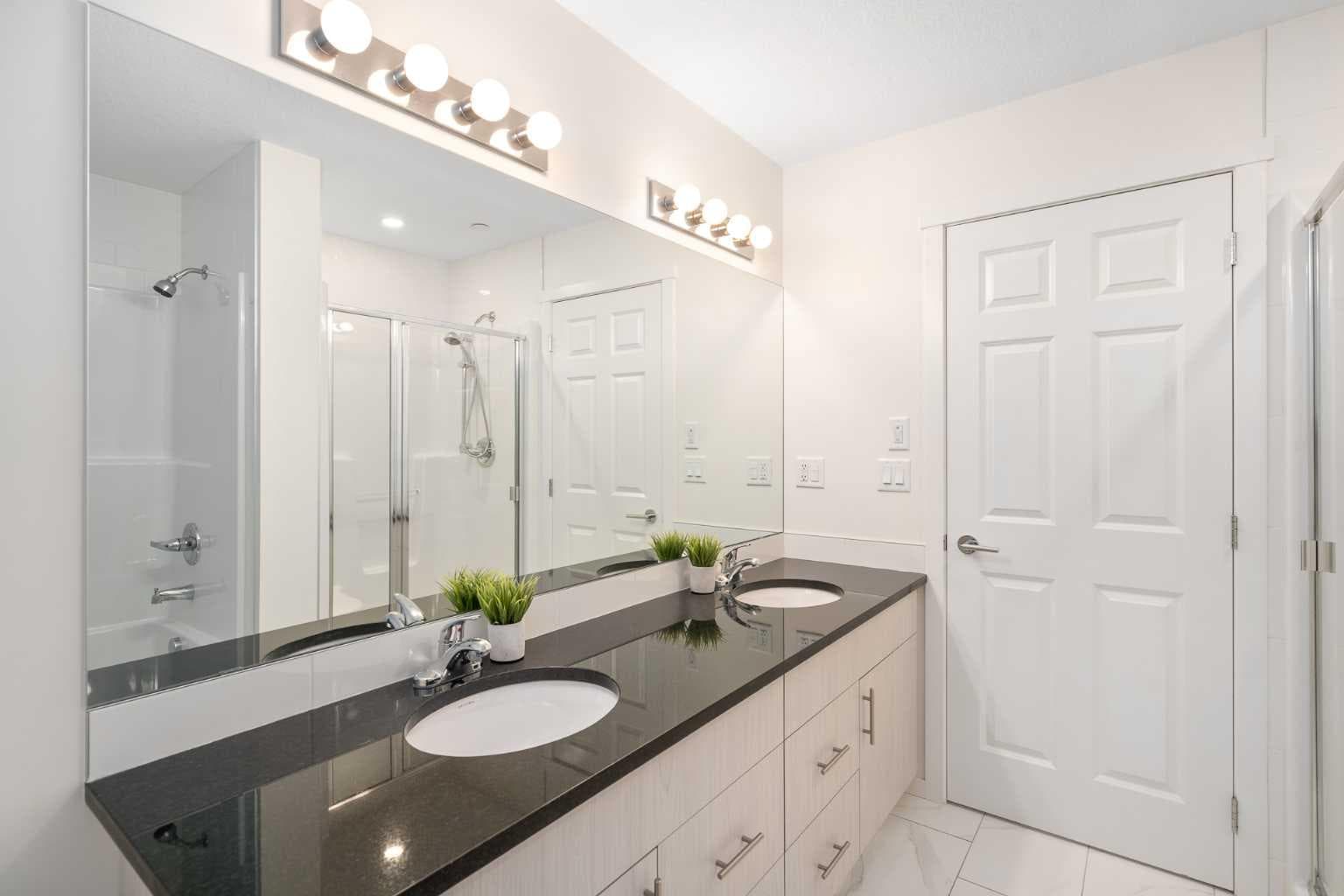 5201, 151 Legacy Main Street SE