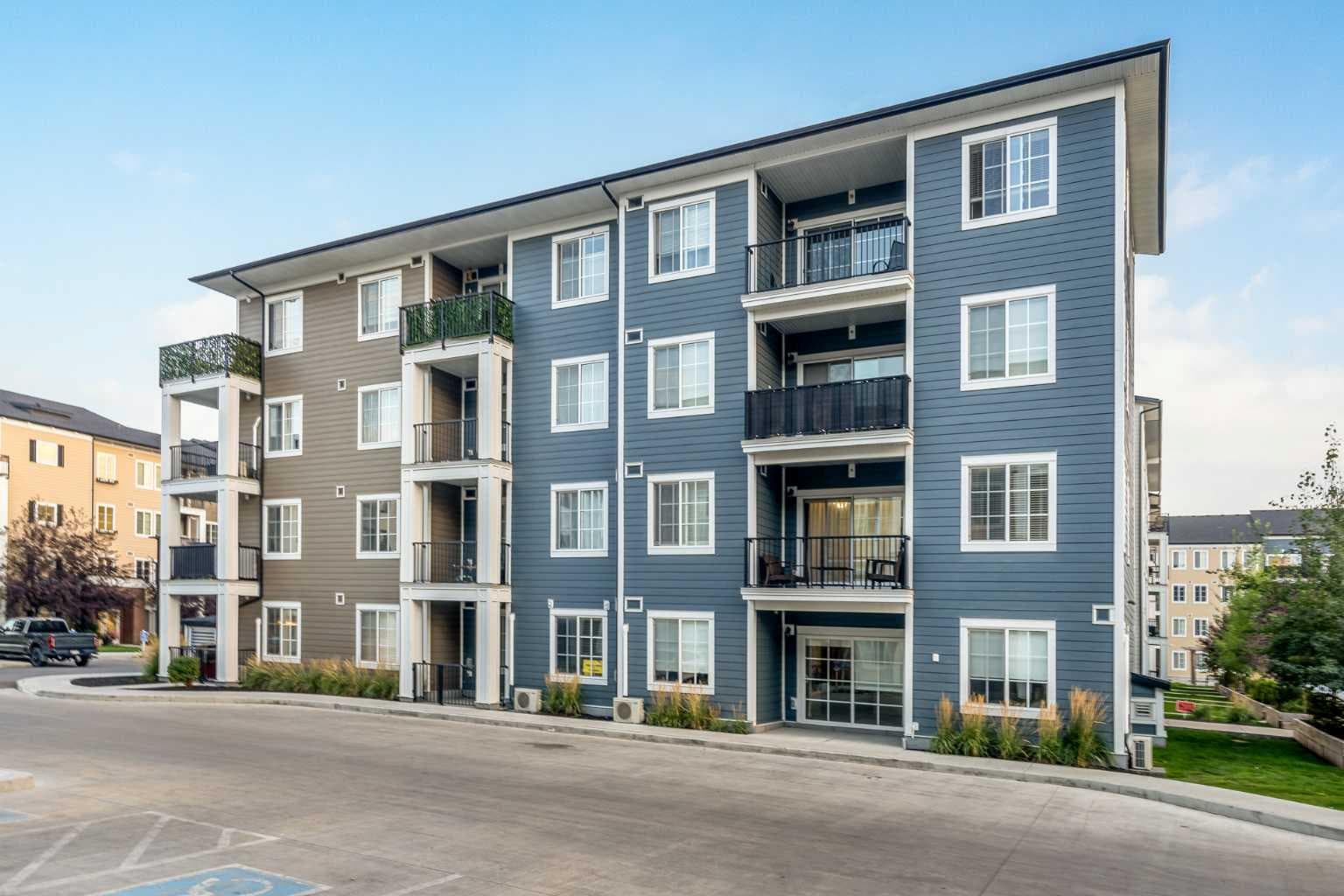 5201, 151 Legacy Main Street SE