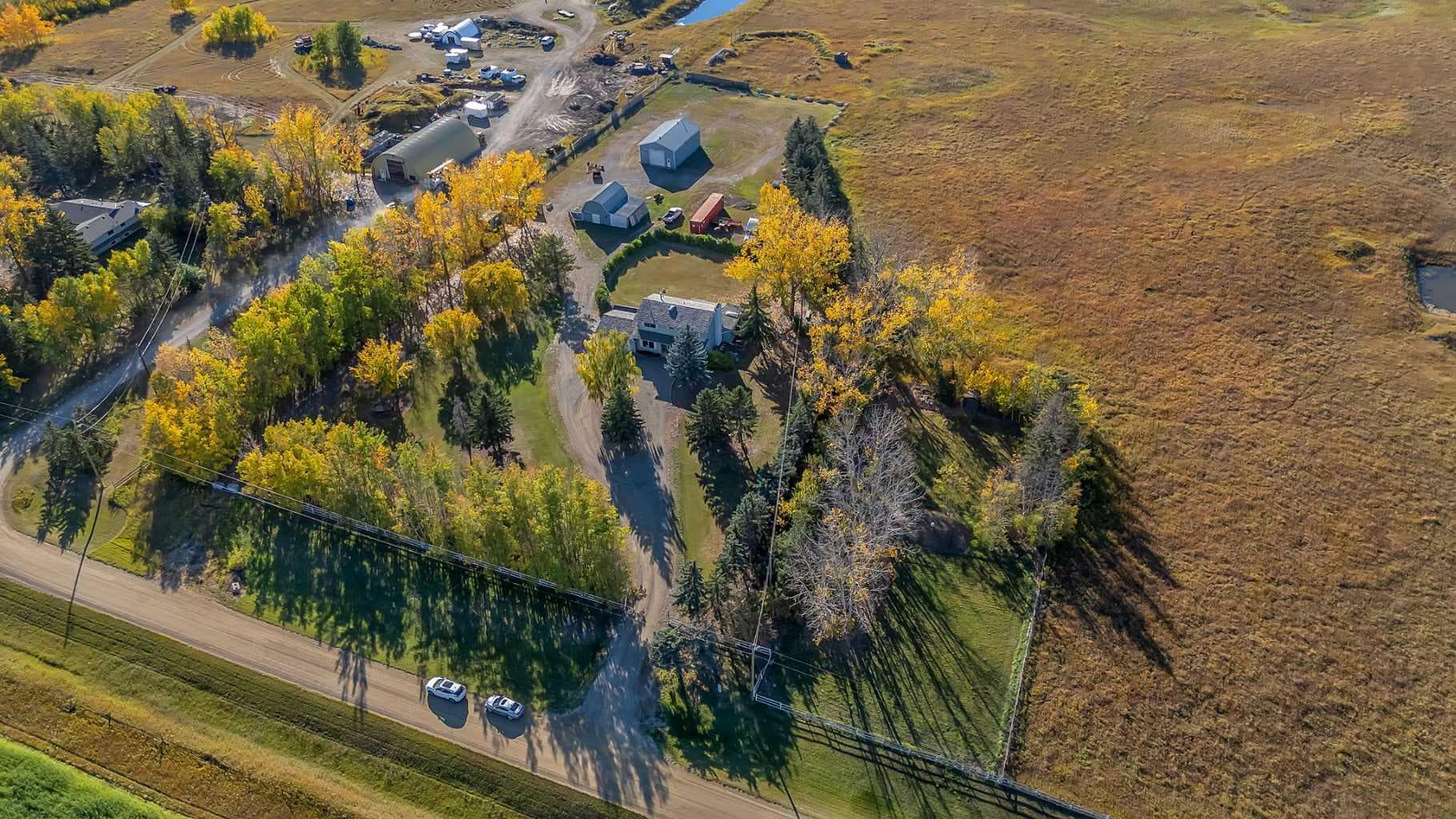 233081 Glenmore View Road 