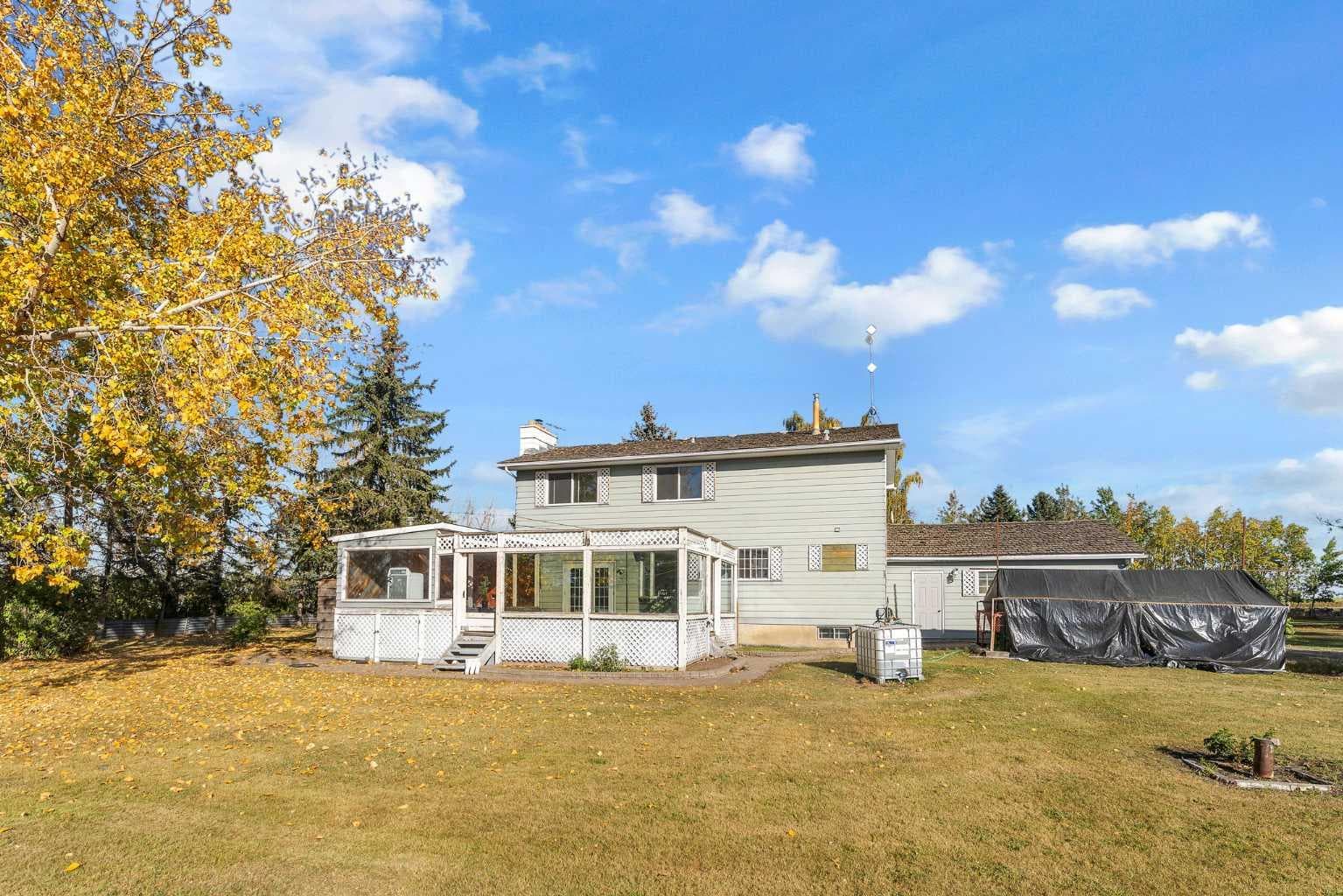 233081 Glenmore View Road 