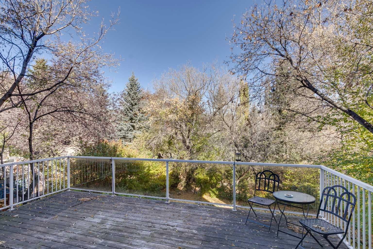 1302 Frontenac Avenue SW