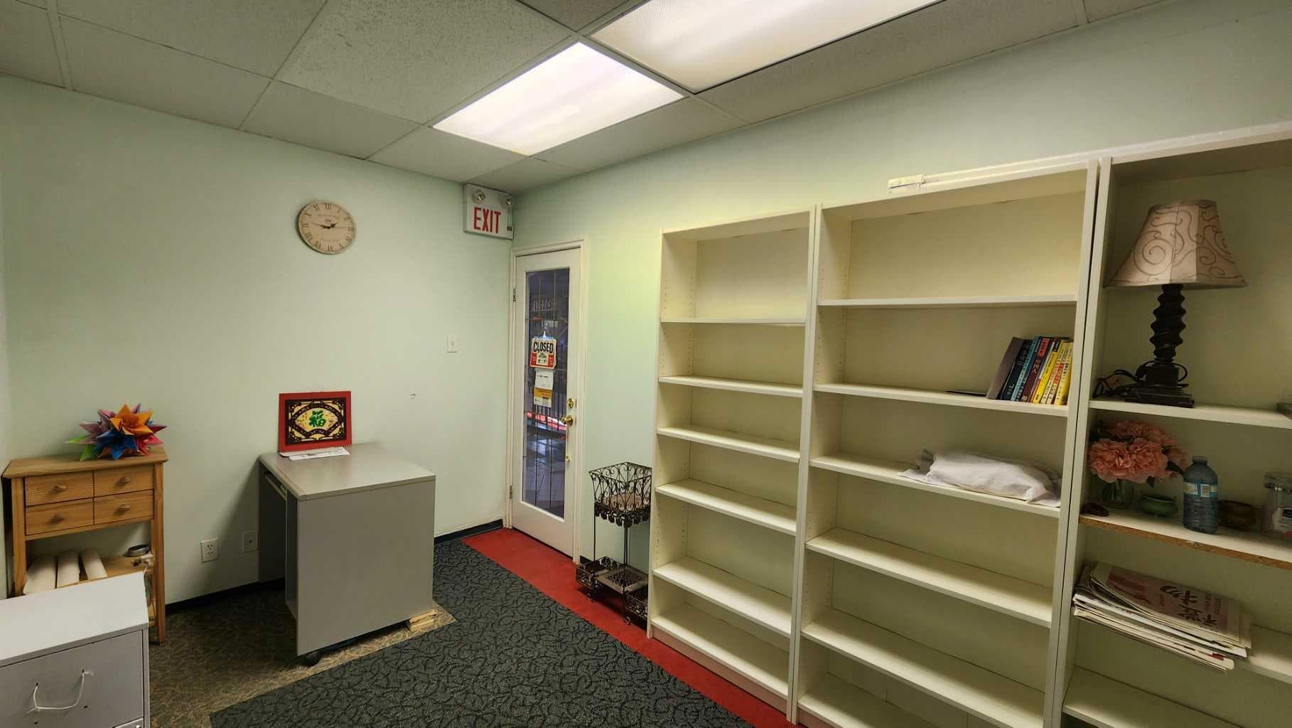 218, 328 Centre Street SE