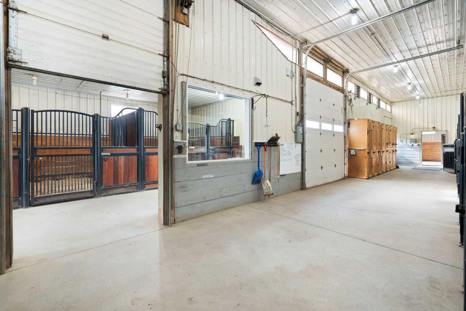 33038 Township Road 272  