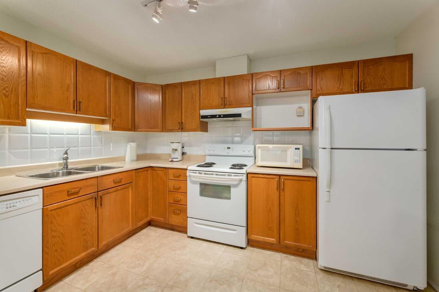 3204, 3204 Sienna Park Green SW