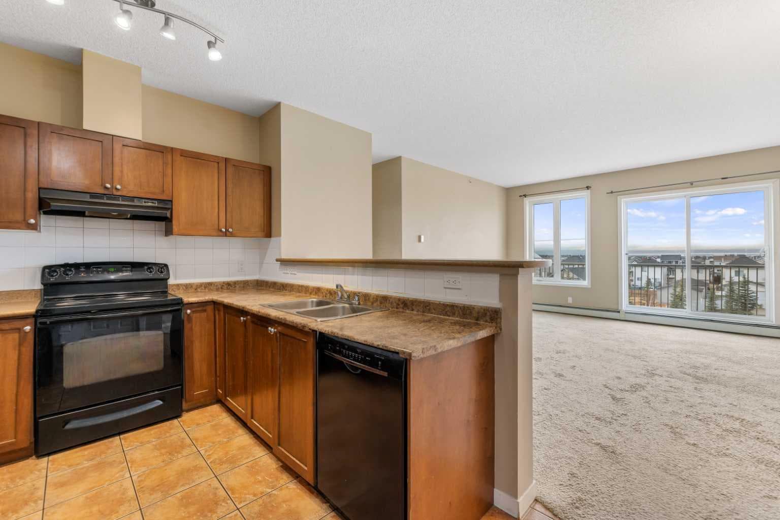 2420, 333 Taravista Drive NE