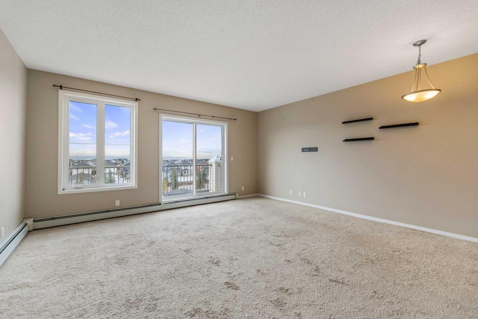 2420, 333 Taravista Drive NE