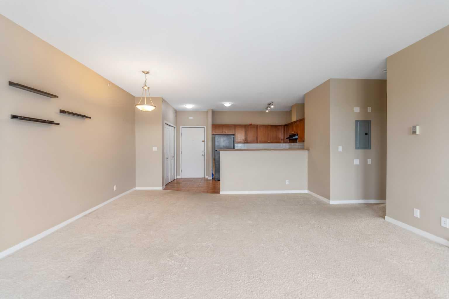 2420, 333 Taravista Drive NE