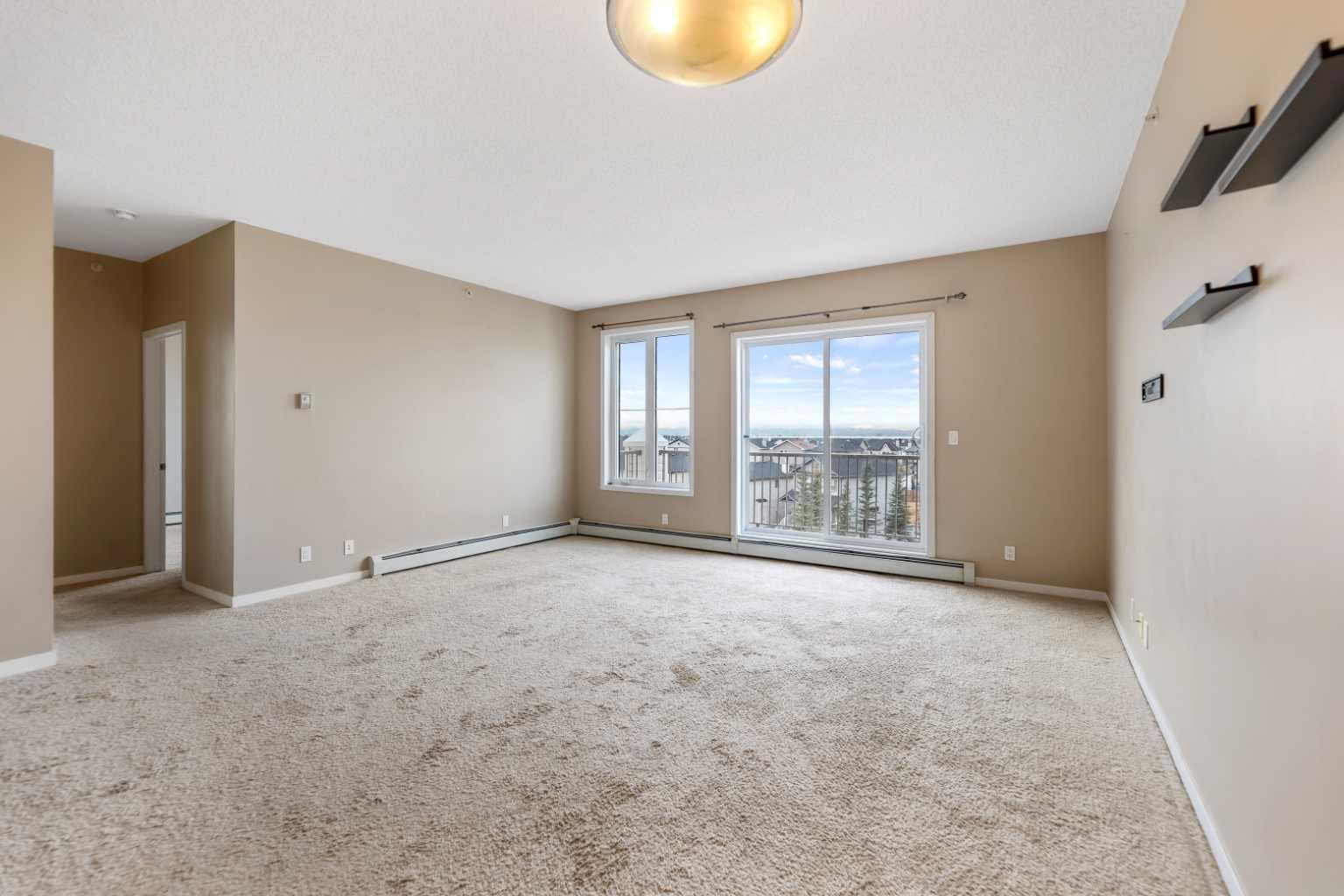 2420, 333 Taravista Drive NE