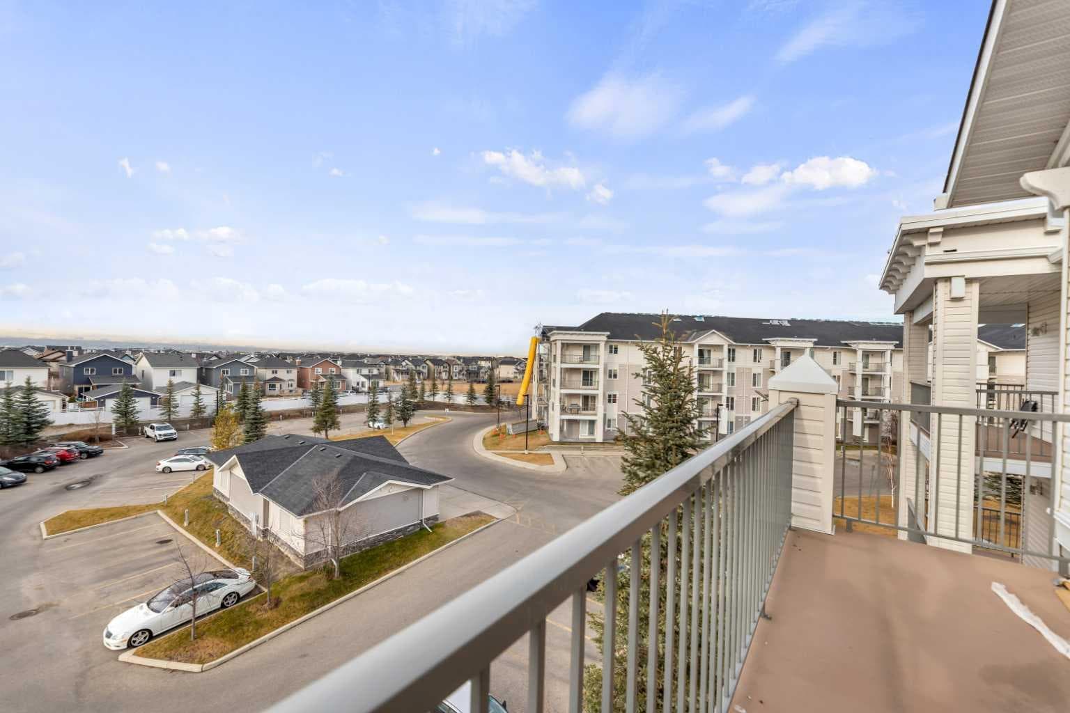 2420, 333 Taravista Drive NE