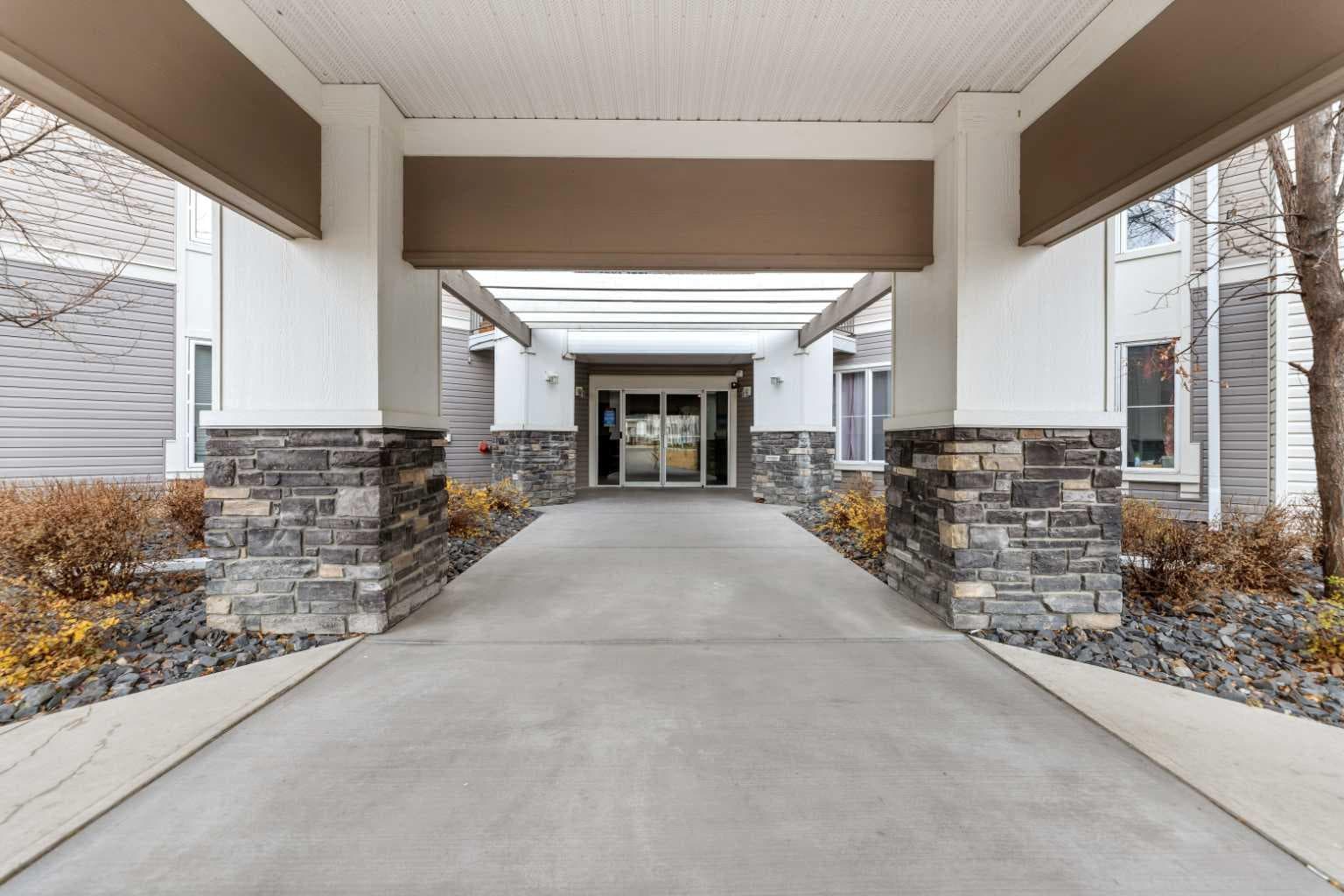 2420, 333 Taravista Drive NE