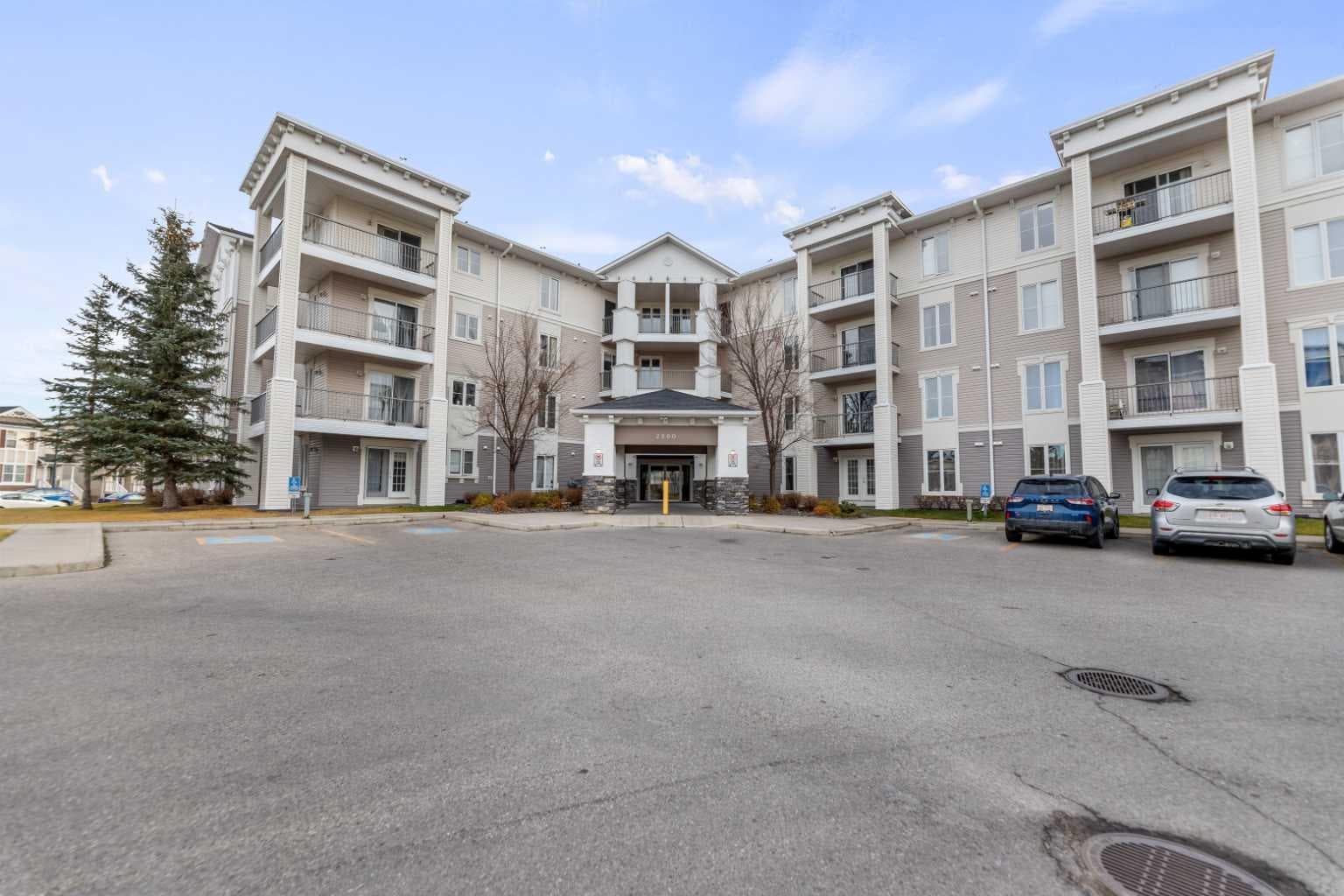 2420, 333 Taravista Drive NE