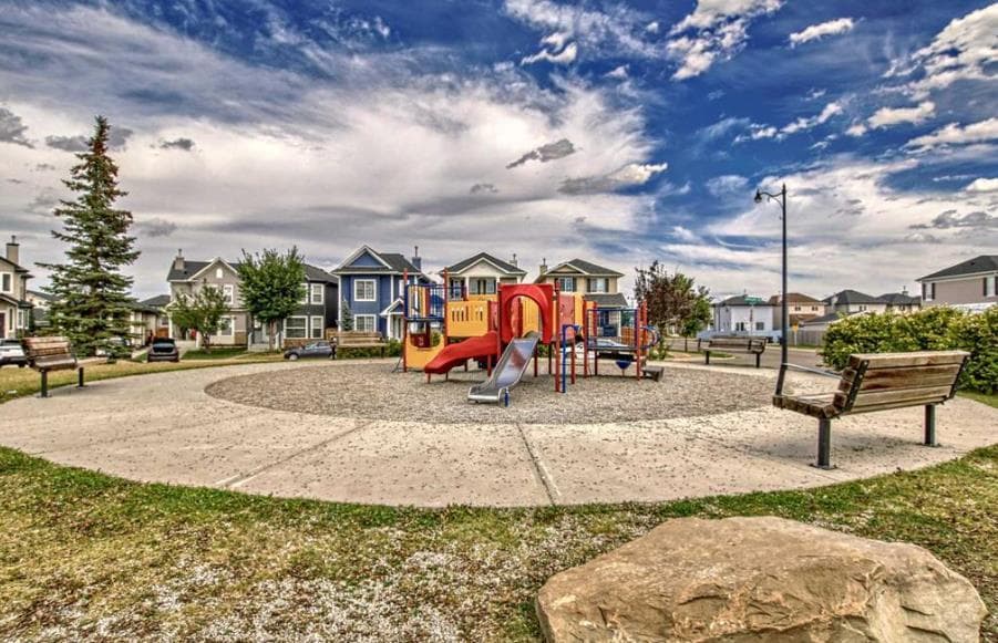 2420, 333 Taravista Drive NE