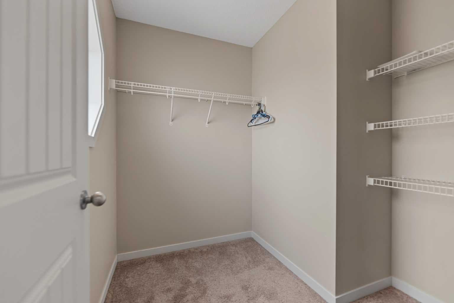 81 Copperpond Landing SE